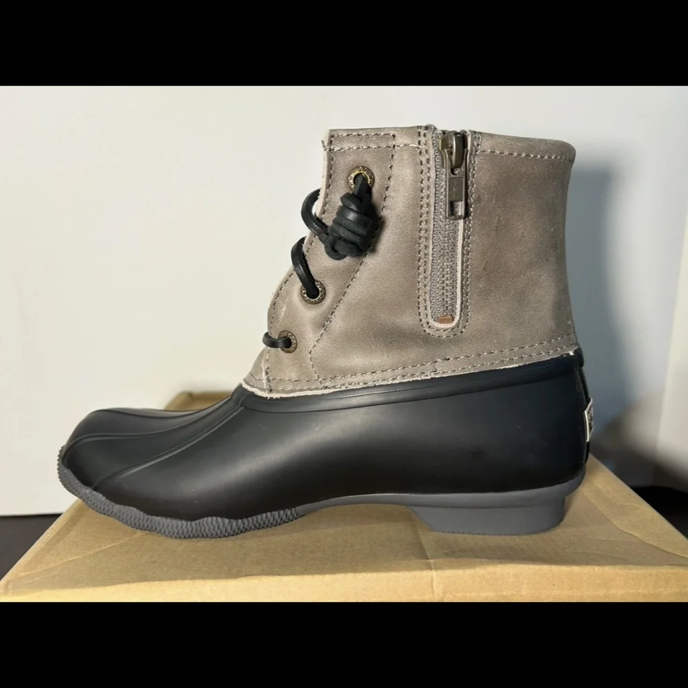 Sperry Saltwater Duck Boots/Rain Boots Leather/Rubber Black/Grey Womans Size 7M